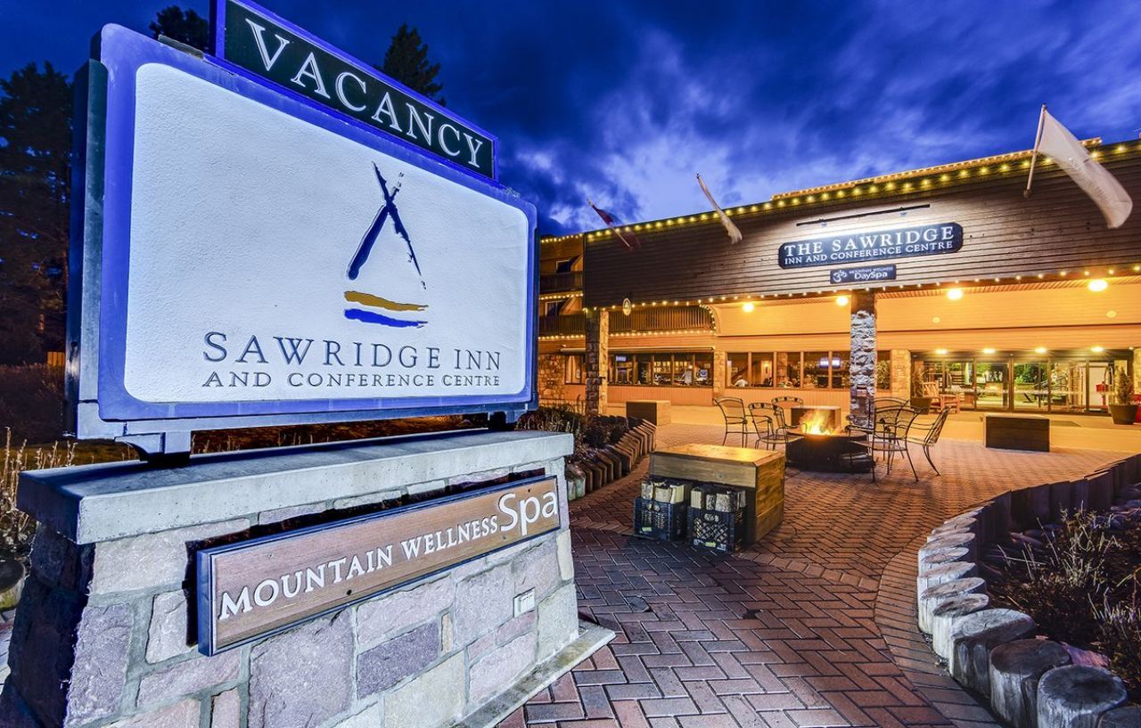 Sawridge Inn&conference Centre Hotel 3*